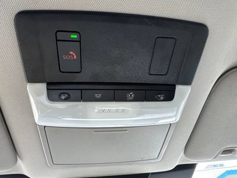 Used 2023 Nissan Pathfinder SV AWD/4WD image 26