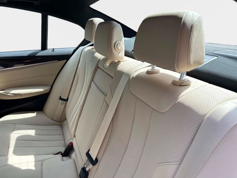Used 2023 BMW 540i w/ Premium Package RWD image 15