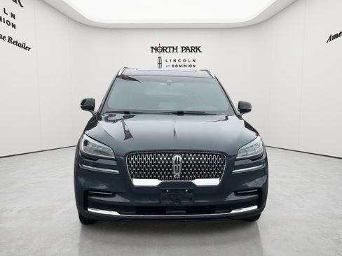 Used 2022 Lincoln Aviator Reserve w/ Equipment Group 201A RWD image 8
