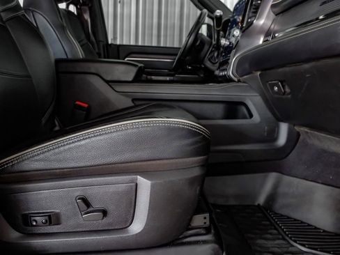 Used 2022 RAM 3500 Limited image 33