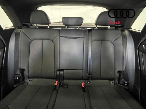 New 2025 Audi Q3 2.0T Premium image 9