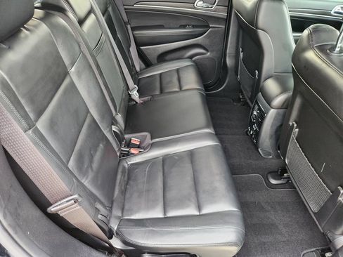 Used 2020 Jeep Grand Cherokee Limited RWD image 30