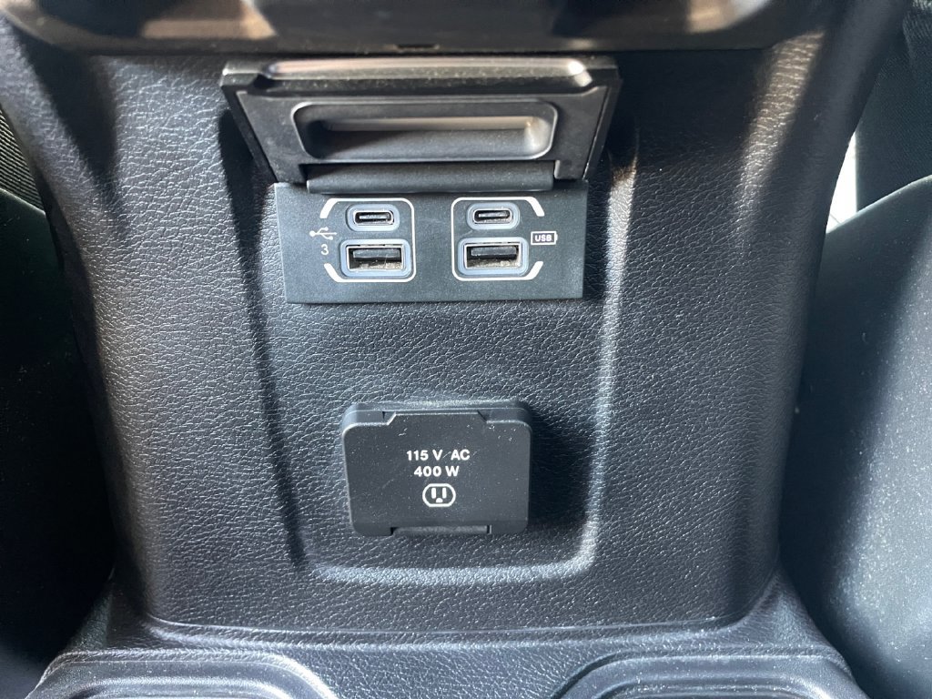 Used 2020 Jeep Gladiator Rubicon AWD/4WD image 36