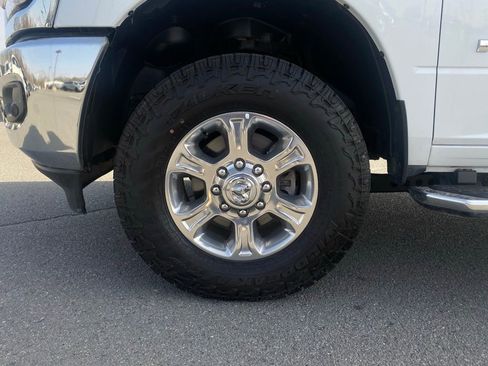 Used 2024 RAM 2500 Big Horn w/ Off Road Package image 30