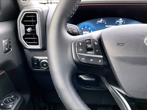 Used 2025 Ford Bronco Sport Outer Banks w/ Outer Banks Tech Package+ image 24