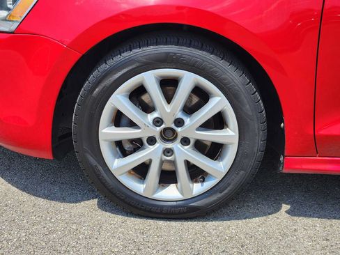 Used 2012 Volkswagen Jetta SE FWD image 9