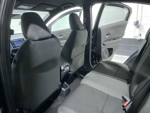 Used 2020 Honda HR-V Sport image 12