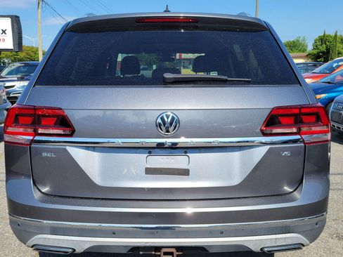 Used 2018 Volkswagen Atlas SEL FWD image 4