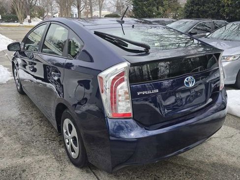 Used 2013 Toyota Prius Three image 3
