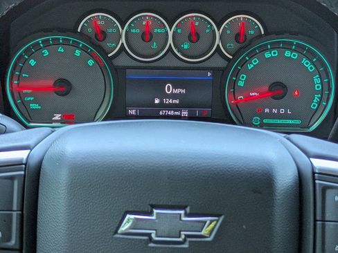 Used 2022 Chevrolet Silverado 1500 RST AWD/4WD image 26