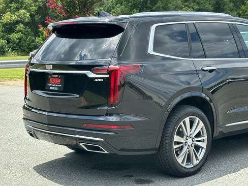 Used 2022 Cadillac XT6 Premium Luxury AWD/4WD image 45