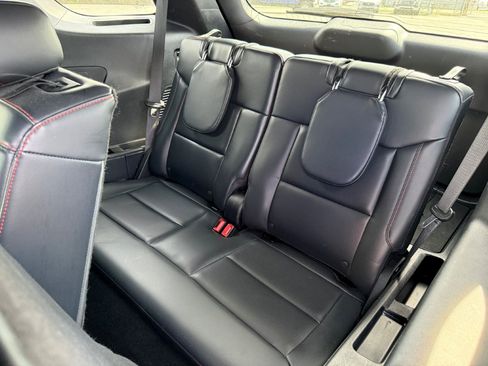 Certified 2025 Ford Explorer ST-Line w/ ST-Line Street Pack AWD/4WD image 20