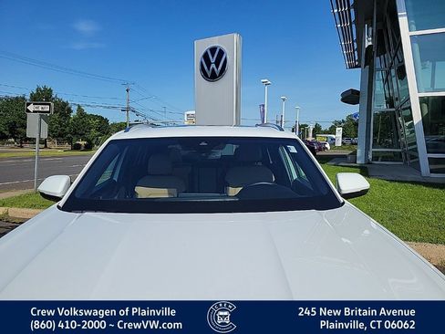 Used 2024 Volkswagen Atlas Cross Sport SE w/ Panoramic Sunroof Package AWD/4WD image 24