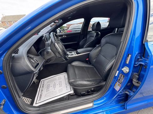 Used 2018 Kia Stinger GT image 12