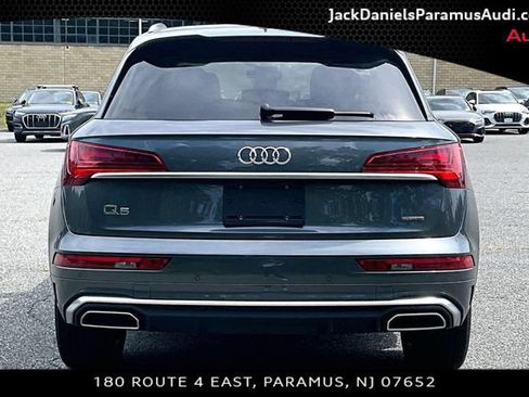 Used 2024 Audi Q5 2.0T Premium Plus w/ Premium Plus Package AWD/4WD image 4