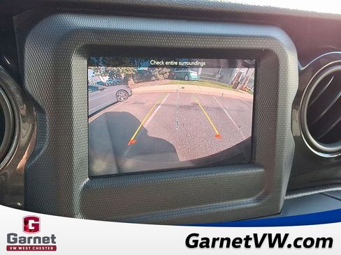 Used 2020 Jeep Wrangler Unlimited Sport image 18