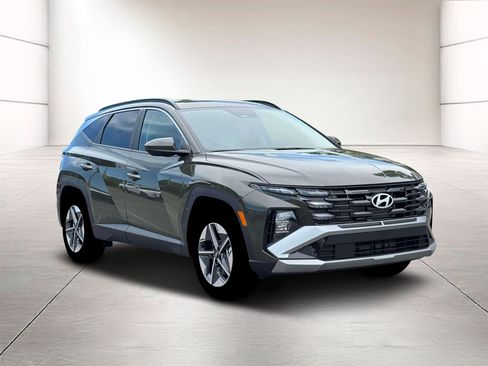 New 2026 Hyundai Tucson SEL Plus FWD image 11
