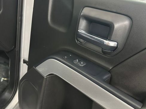 Used 2018 Chevrolet Silverado 1500 LT w/ All Star Edition image 32