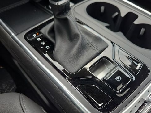 New 2027 Kia Carnival SX Prestige FWD image 45