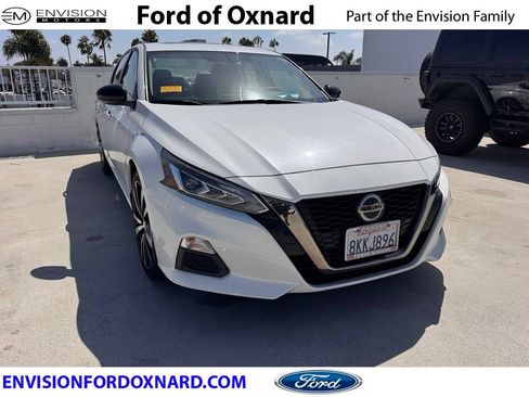 Used 2019 Nissan Altima 2.5 SR w/ SR Premium Package FWD image 1