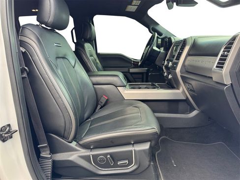 Used 2017 Ford F250 Platinum w/ Platinum Ultimate Package image 15