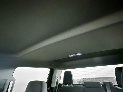 Used 2022 Chevrolet Silverado 1500 Custom image 20