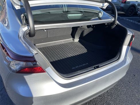 Used 2023 Toyota Camry LE image 32