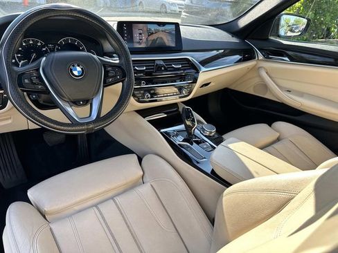 Used 2019 BMW 530i xDrive w/ Premium Package AWD/4WD image 22