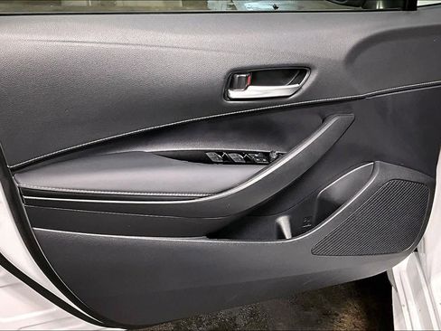 Used 2025 Toyota Corolla SE FWD image 21