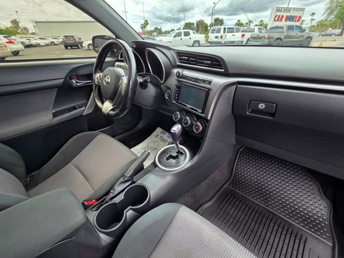 Used 2016 Scion tC FWD image 26