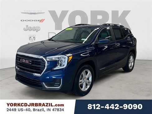 Used 2022 GMC Terrain SLE w/ Driver Convenience Package image 1