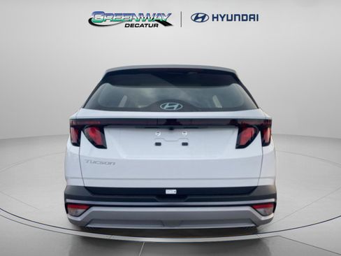 New 2026 Hyundai Tucson SE image 7