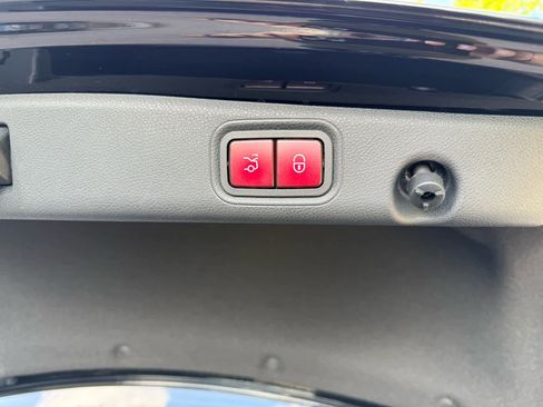 Certified 2022 Mercedes-Benz E 350 Sedan image 36