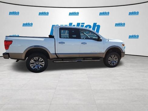 Used 2019 Nissan Titan Platinum Reserve AWD/4WD image 8