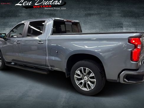 Used 2021 Chevrolet Silverado 1500 RST image 3