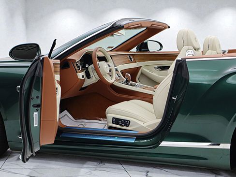 New 2026 Bentley Continental GTC image 6