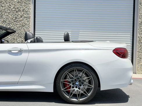 Used 2019 BMW M4 Convertible w/ Competition Package RWD image 14