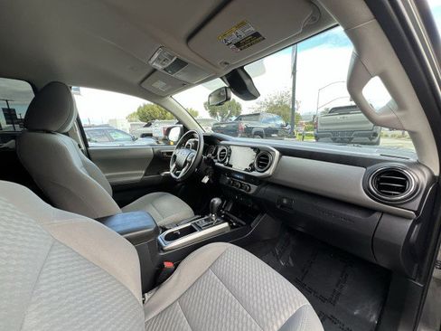 Used 2022 Toyota Tacoma SR5 image 27
