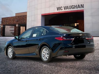 New 2026 Toyota Camry LE w/ Convenience Package