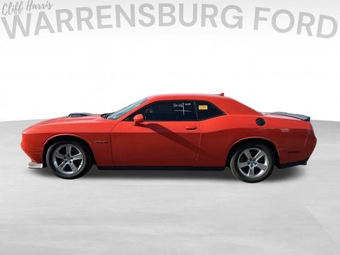 Used 2022 Dodge Challenger R/T w/ Shaker Package image 4