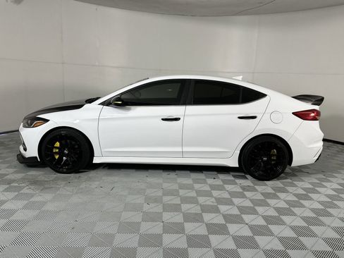 Used 2017 Hyundai Elantra Sport FWD image 5