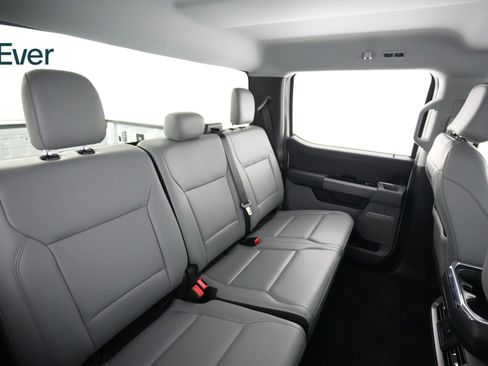 Used 2025 Ford F150 Lightning Flash image 5