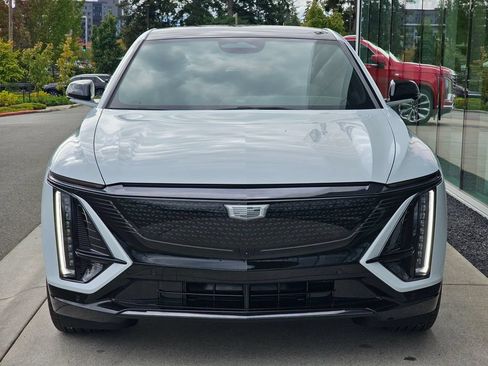 New 2027 Cadillac Lyriq Sport AWD/4WD image 8