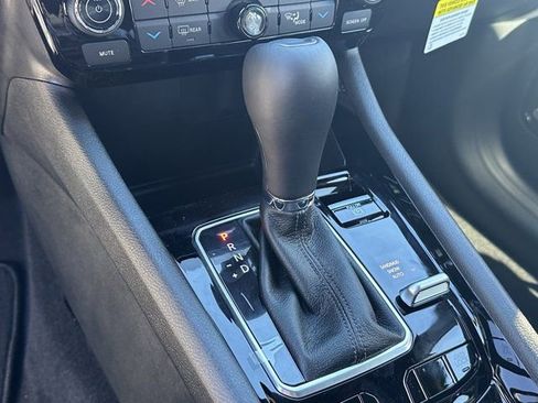 New 2026 Jeep Compass Limited image 27