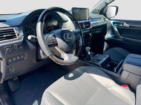 Used 2023 Lexus GX 460 Premium w/ Premium Plus Package AWD/4WD image 10