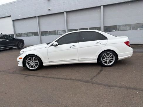 Used 2014 Mercedes-Benz C 300 4MATIC Sedan image 17