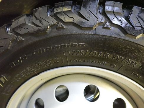 Used 2023 Ford Transit 350 XLT image 27