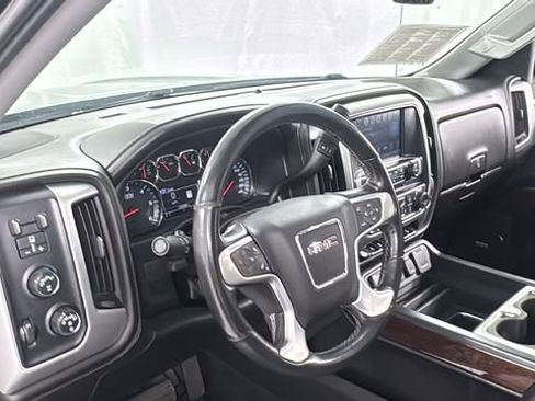 Used 2018 GMC Sierra 1500 SLT image 36