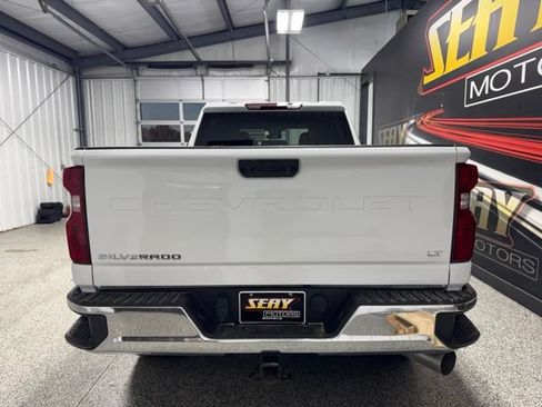 Used 2025 Chevrolet Silverado 2500 LT AWD/4WD image 15