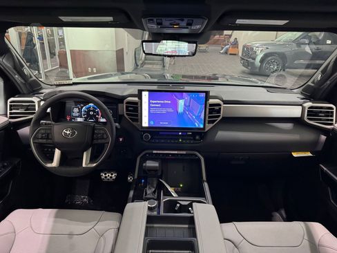 New 2026 Toyota Tundra Limited AWD/4WD image 37